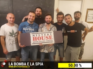 escape room mystery house torino La Bomba e la Spia