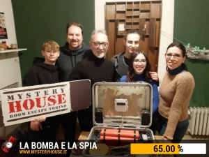 escape room mystery house torino La Bomba e la Spia
