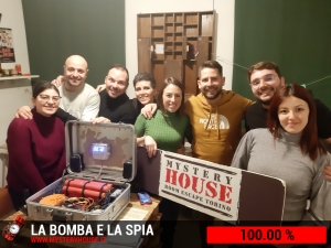 escape room mystery house torino La Bomba e la Spia