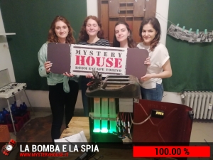 escape room mystery house torino La Bomba e la Spia