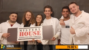 escape room mystery house torino Virus 404