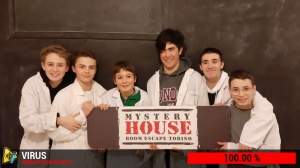 escape room mystery house torino Virus 404