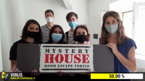 escape room mystery house torino Virus 404