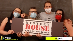 escape room mystery house torino Virus 404
