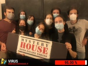 escape room mystery house torino Virus 404