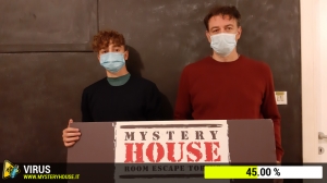 escape room mystery house torino Virus 404