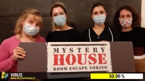 escape room mystery house torino Virus 404