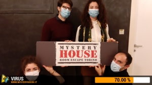 escape room mystery house torino Virus 404