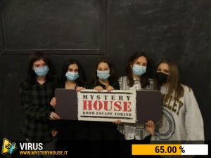 escape room mystery house torino Virus 404