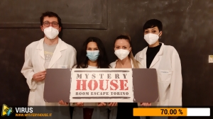 escape room mystery house torino Virus 404