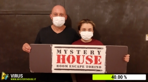 escape room mystery house torino Virus 404