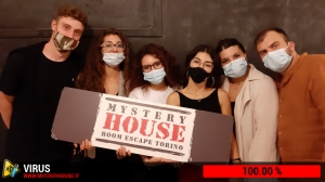 escape room mystery house torino Virus 404