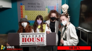 escape room mystery house torino Virus 404