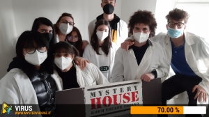 escape room mystery house torino Virus 404