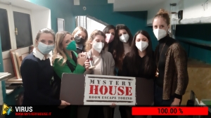 escape room mystery house torino Virus 404