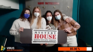 escape room mystery house torino Virus 404