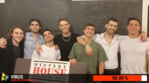 escape room mystery house torino Virus 404