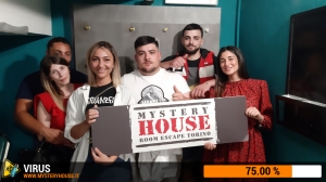 escape room mystery house torino Virus 404