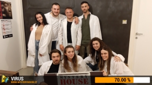 escape room mystery house torino Virus 404
