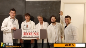 escape room mystery house torino Virus 404