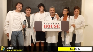 escape room mystery house torino Virus 404
