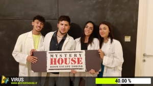 escape room mystery house torino Virus 404