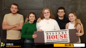 escape room mystery house torino Virus 404