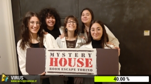 escape room mystery house torino Virus 404