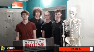 escape room mystery house torino Virus 404