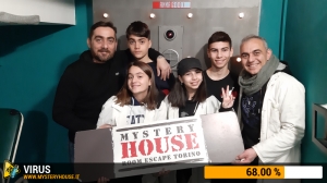 escape room mystery house torino Virus 404