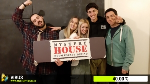 escape room mystery house torino Virus 404