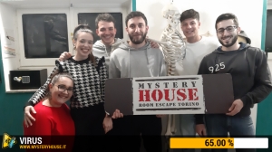 escape room mystery house torino Virus 404
