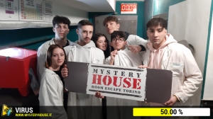 escape room mystery house torino Virus 404
