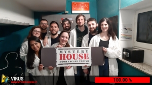 escape room mystery house torino Virus 404