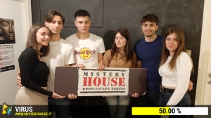escape room mystery house torino Virus 404