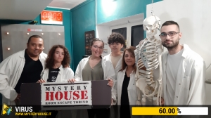 escape room mystery house torino Virus 404