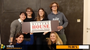 escape room mystery house torino Virus 404