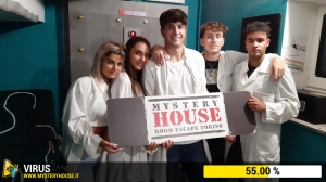 escape room mystery house torino Virus 404