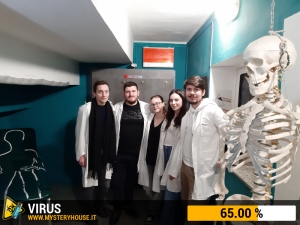 escape room mystery house torino Virus 404