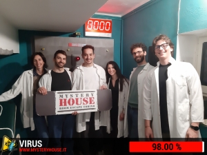 escape room mystery house torino Virus 404