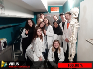escape room mystery house torino Virus 404