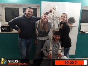 escape room mystery house torino Virus 404