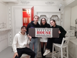 escape room mystery house torino 2D il collezionista