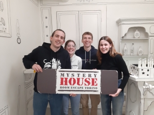 escape room mystery house torino 2D il collezionista